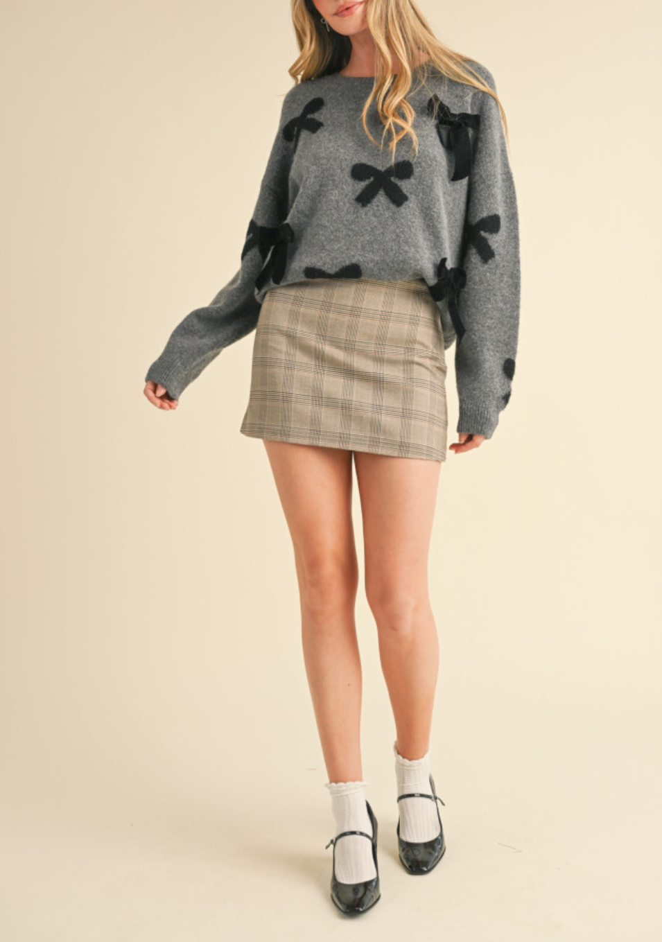 Bow Pattern Sweater with Velvet Bows