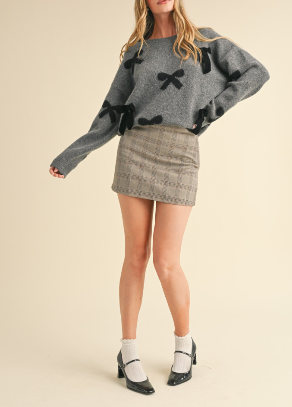 Bow Pattern Sweater with Velvet Bows