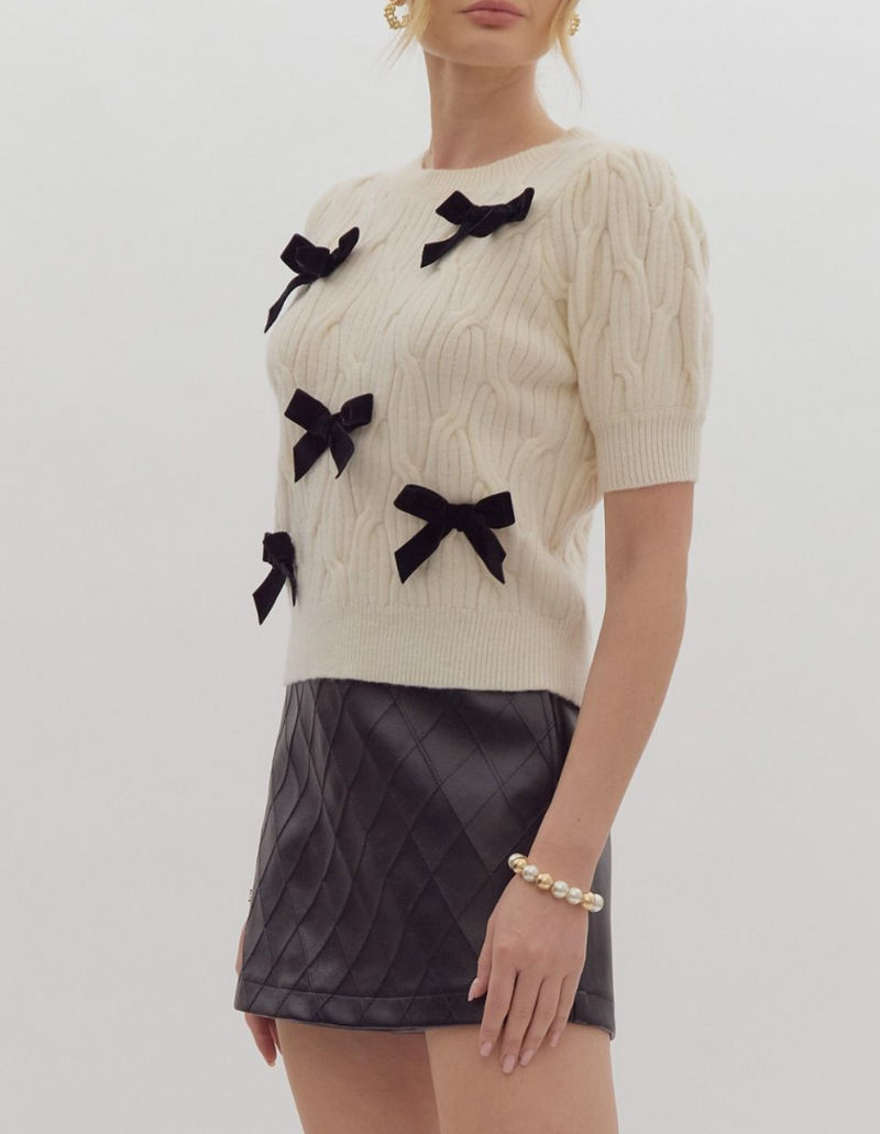 Solid Cable Knit Short Sleeve Sweater Top