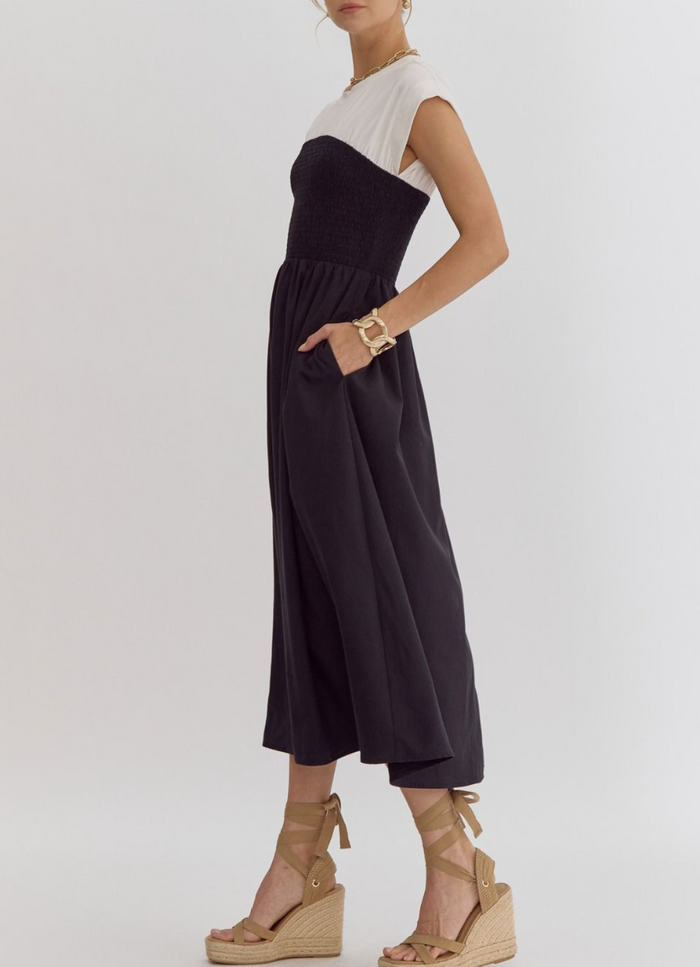 Solid Round Neck Short Sleeve Midi Dress